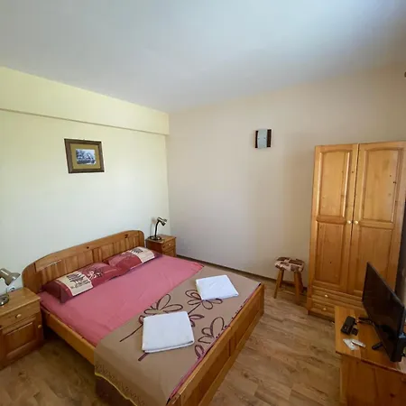 алекс Черноморец