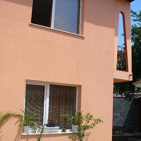 Guest house Alex Chernomorets